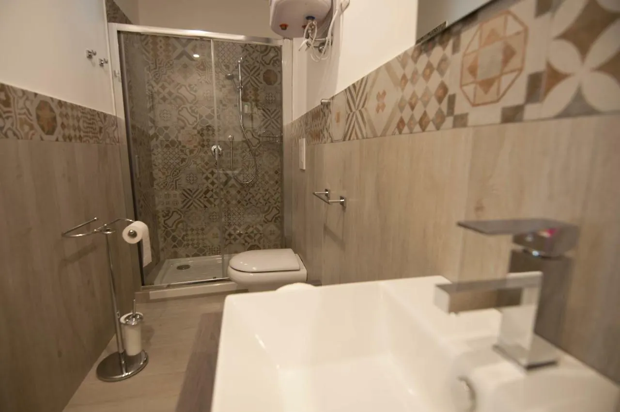 Relais Bijoux Napoli Otel Konukevi