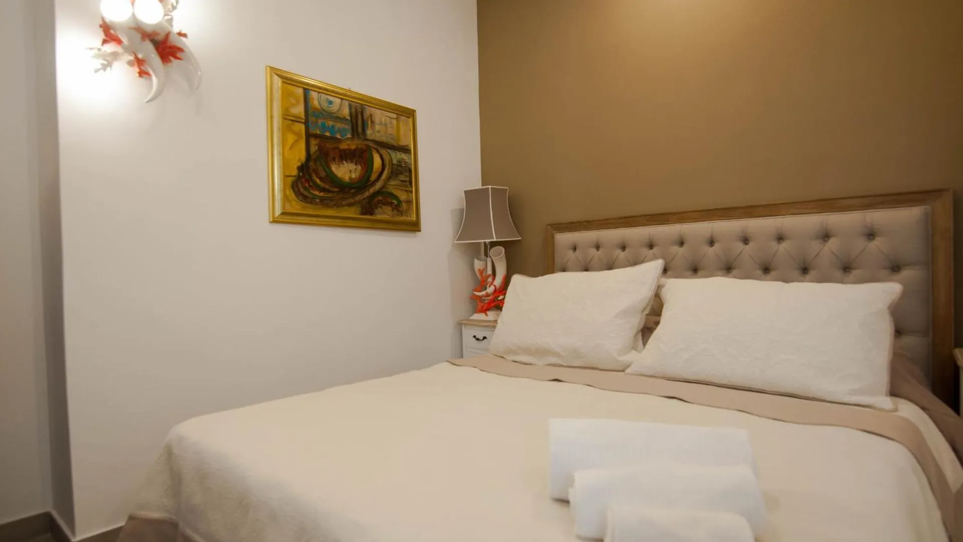 Relais Bijoux Napoli Hotel 2*, Napels Italië